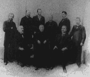 Claustro de profesores en 1899