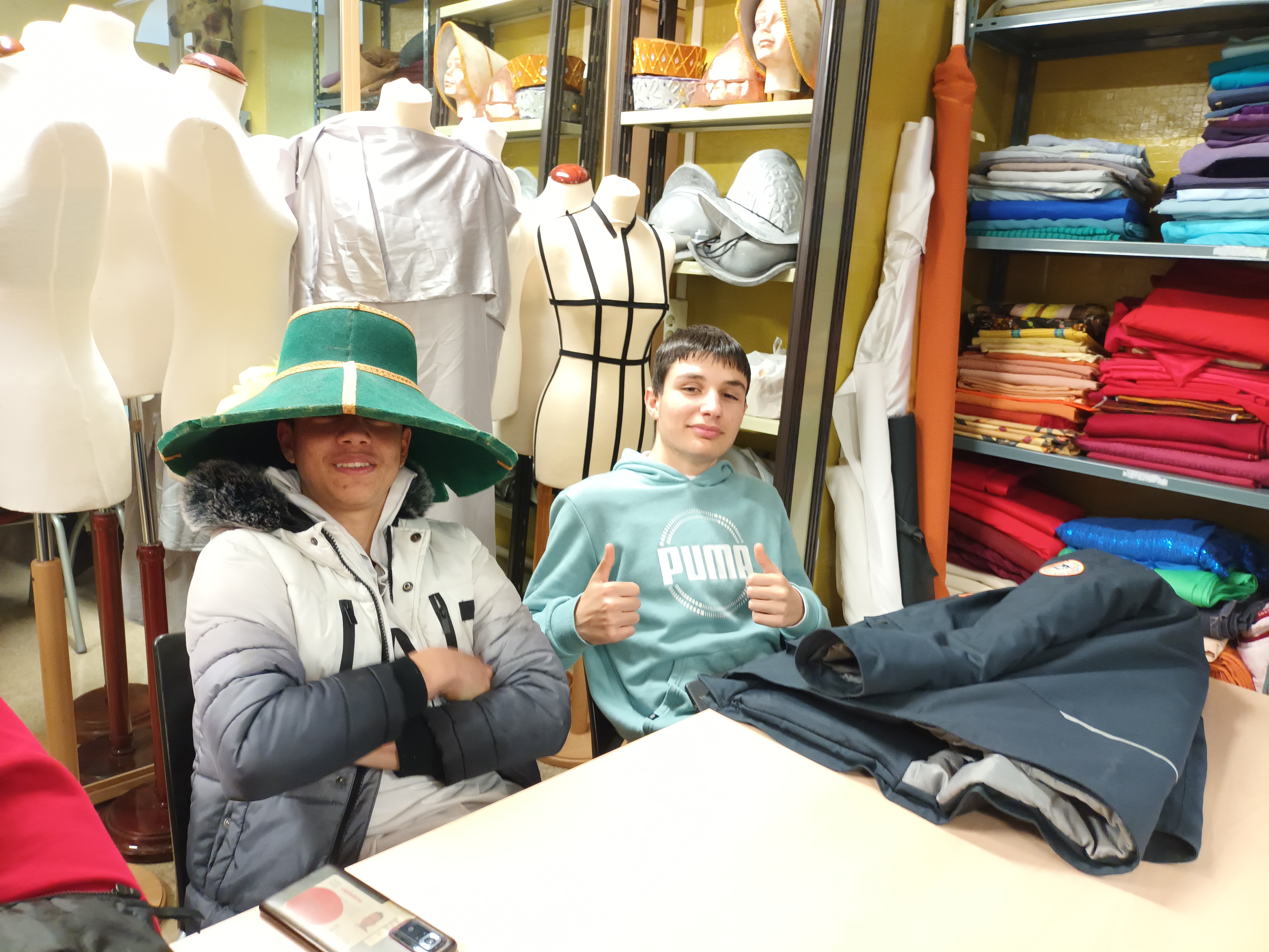 Sentados disfrazados