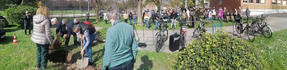 Homenaje a Adela Fuertes